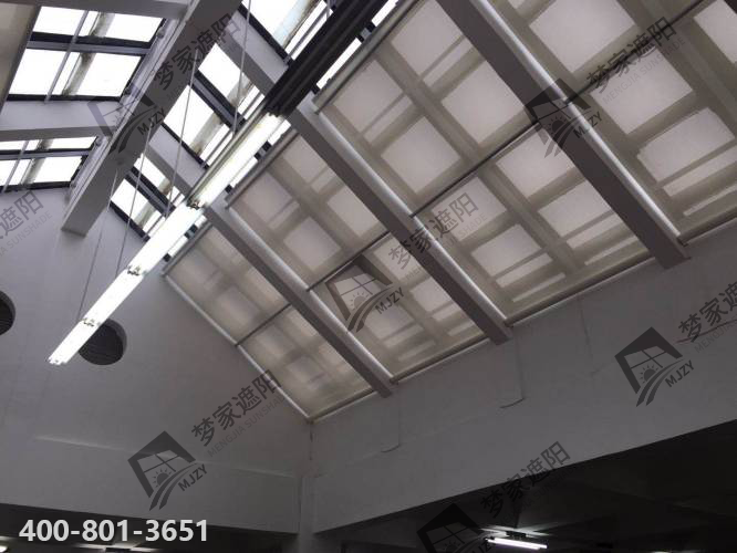 河南省信息職業(yè)統計學院圖書館.png